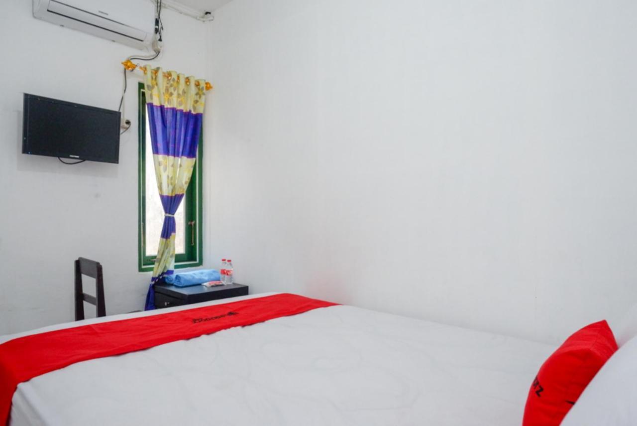 Reddoorz Syariah @ Ndalem Kembang Sore 요그야카르타 외부 사진