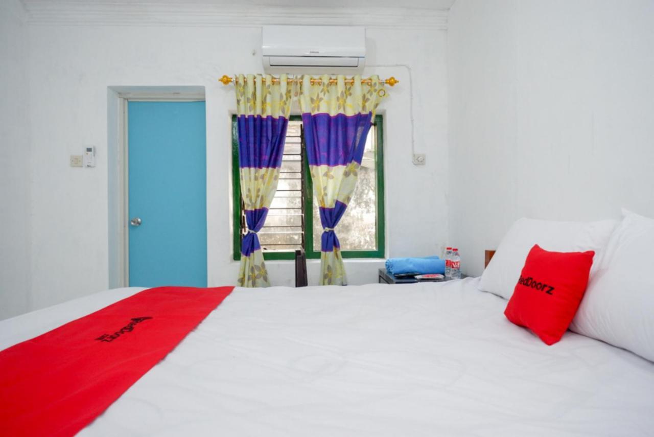 Reddoorz Syariah @ Ndalem Kembang Sore 요그야카르타 외부 사진