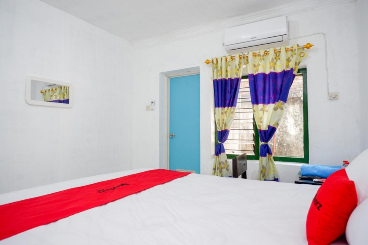 Reddoorz Syariah @ Ndalem Kembang Sore 요그야카르타 외부 사진